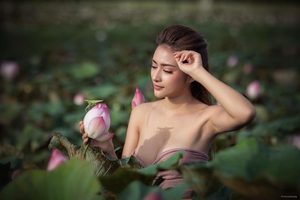 Tanyaporn Heebkaew Big Boobs Picture and Photo