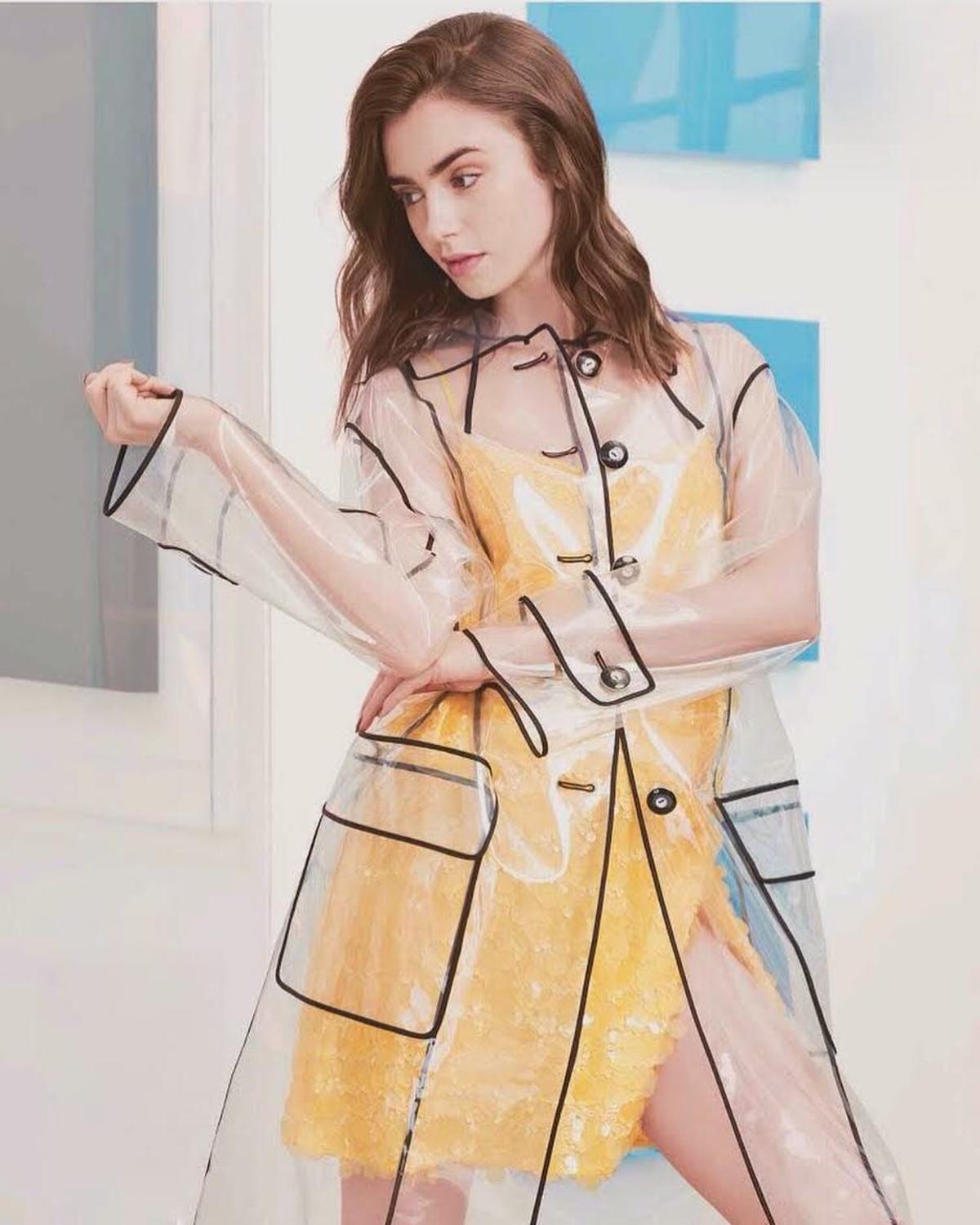 Lily Collins Lovely Lovely Picture and Photo