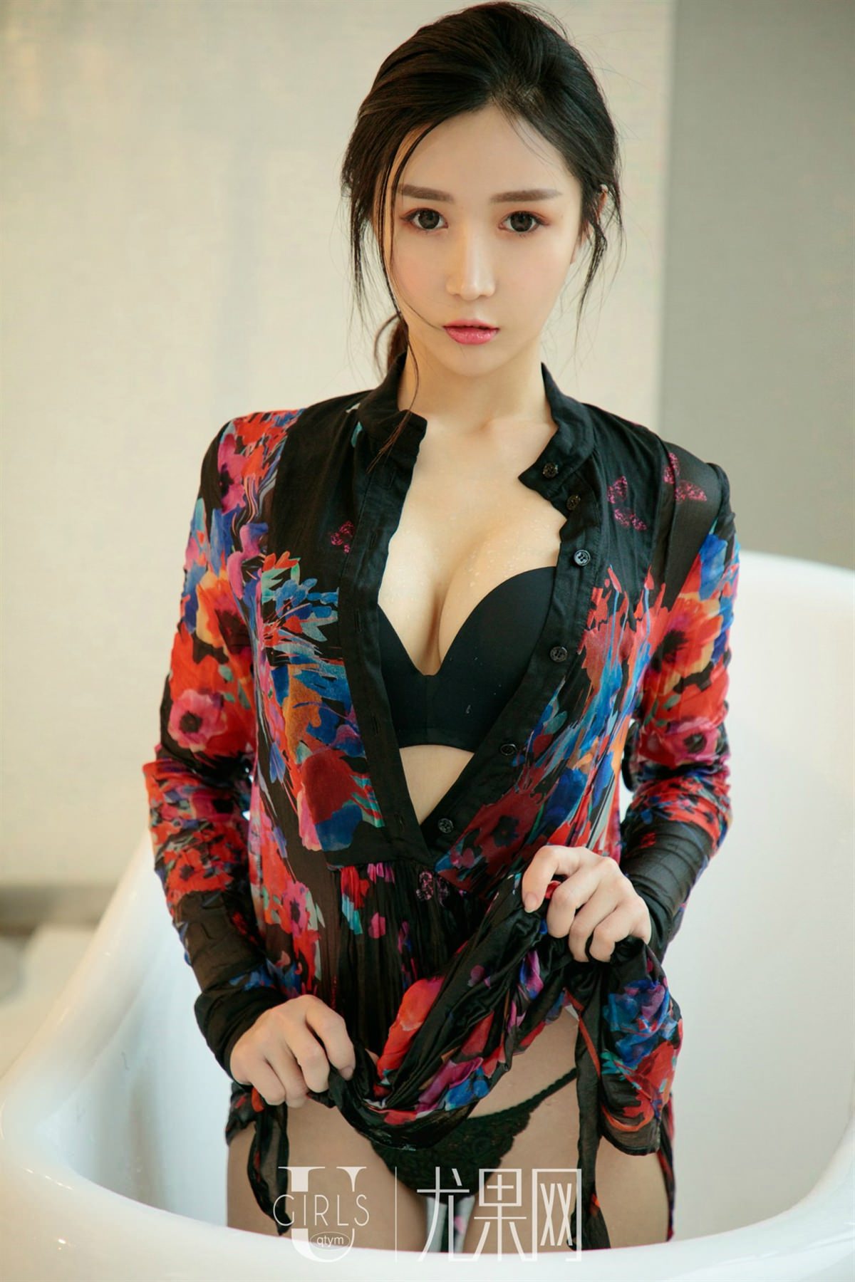 Ugirls Vol. 372 Li Li Li