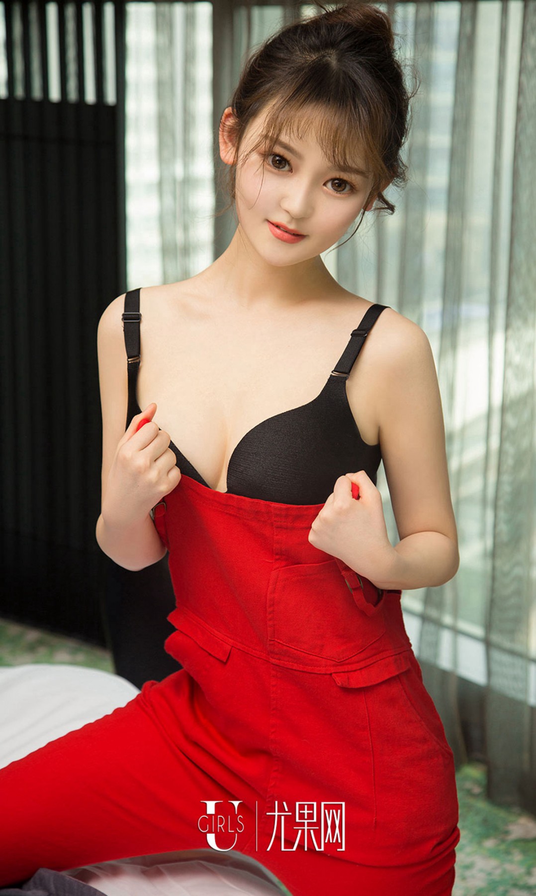 LUGirls No. 1067 Li Wei Yi