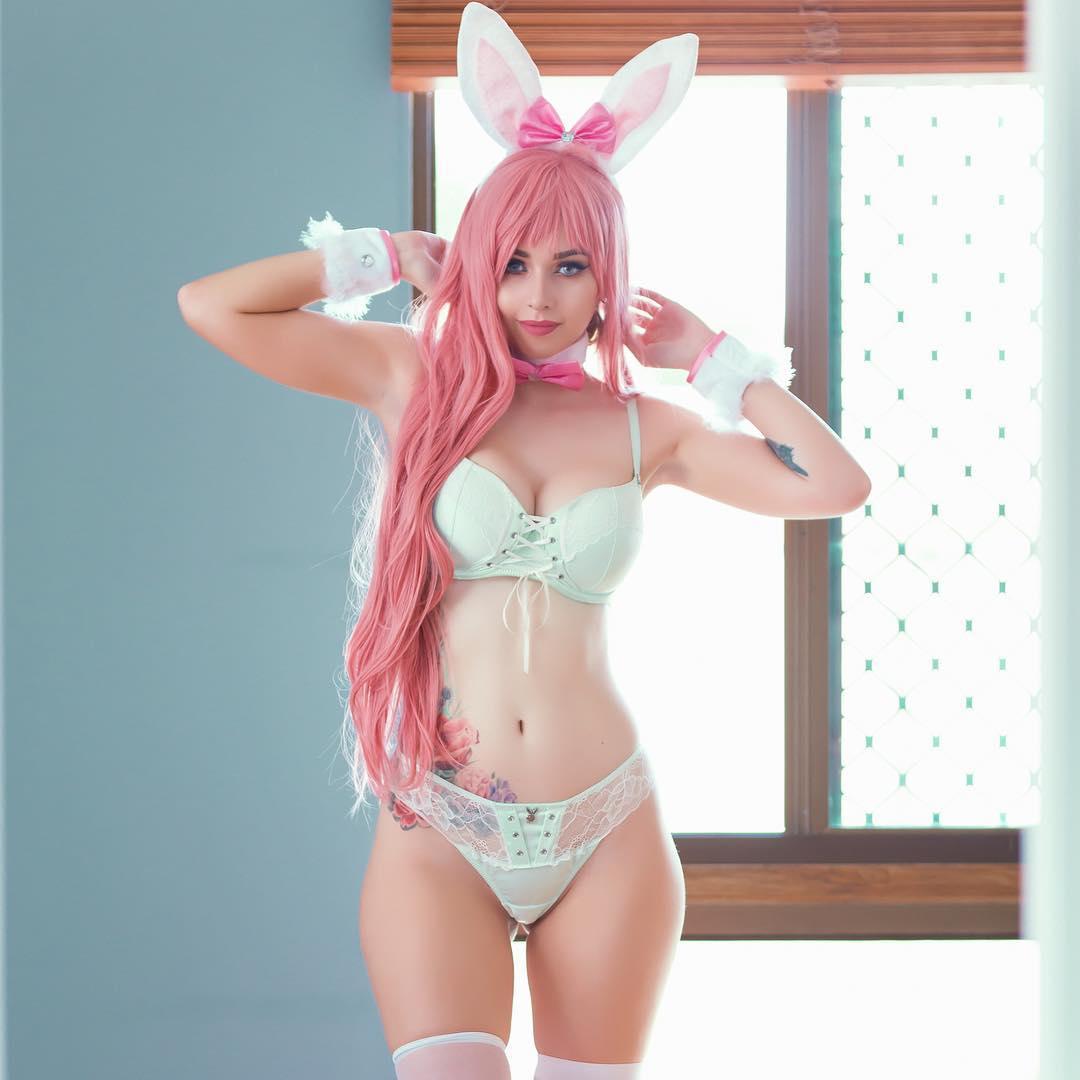 Amy Thunderbolt Cosplay Picture and Photo