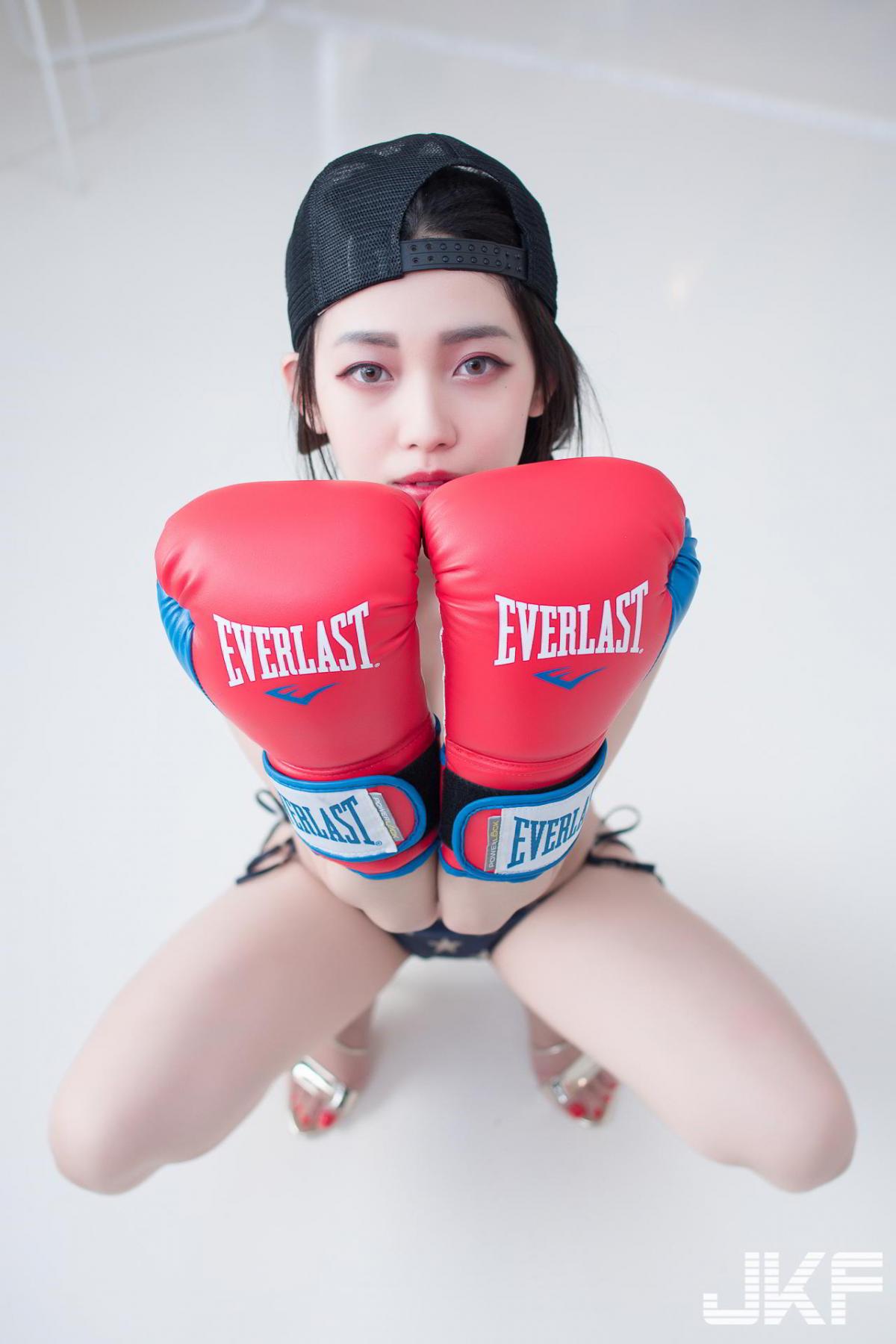 Boxing Girls Xia Mu Guang Hit Your Heart