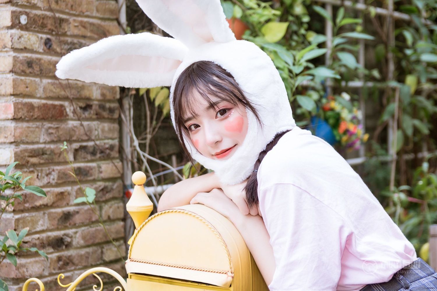 YALAYI Vol. 251 Small Rabbit Lambkin