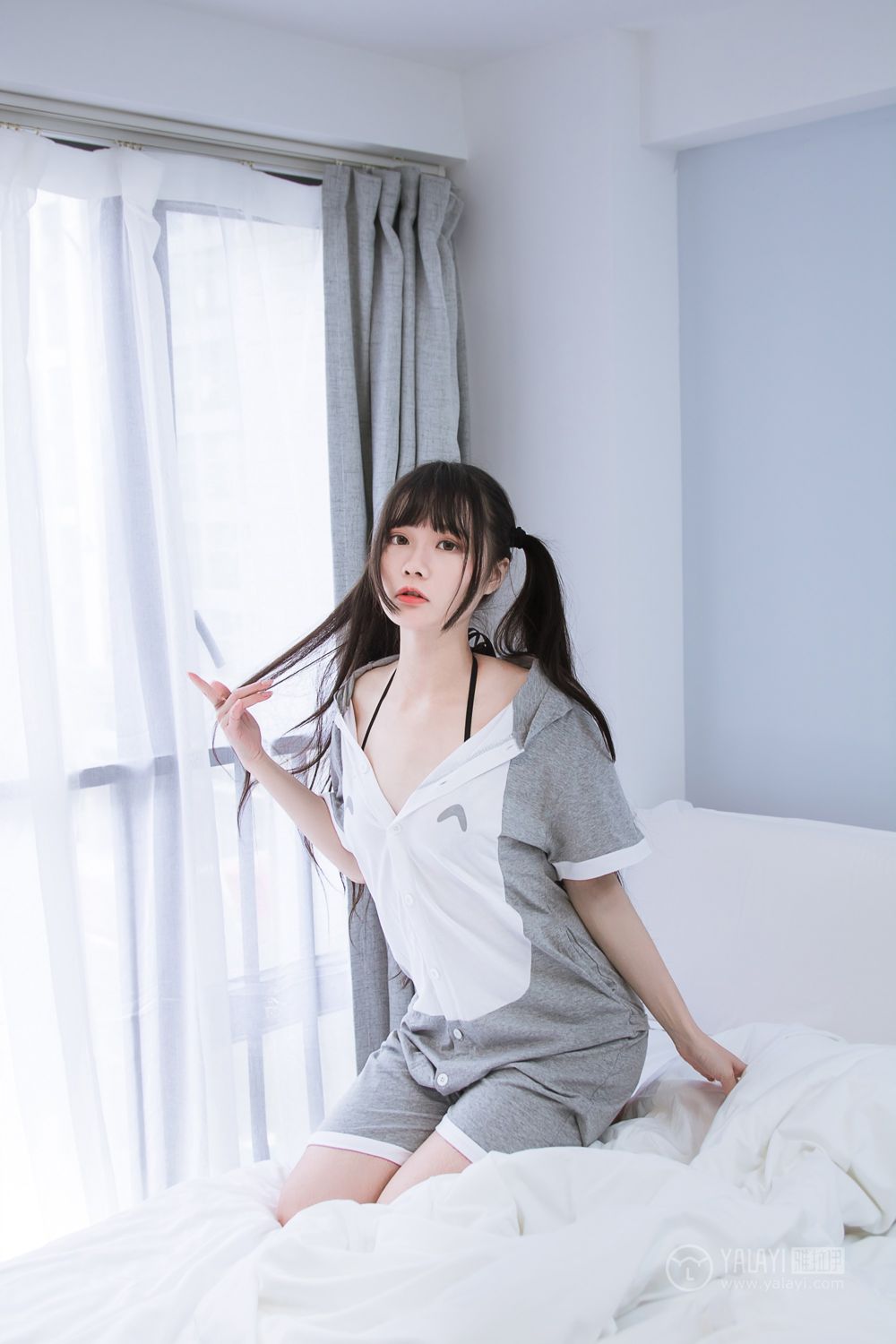 YALAYI Vol. 201 Chinchilla Pajamas