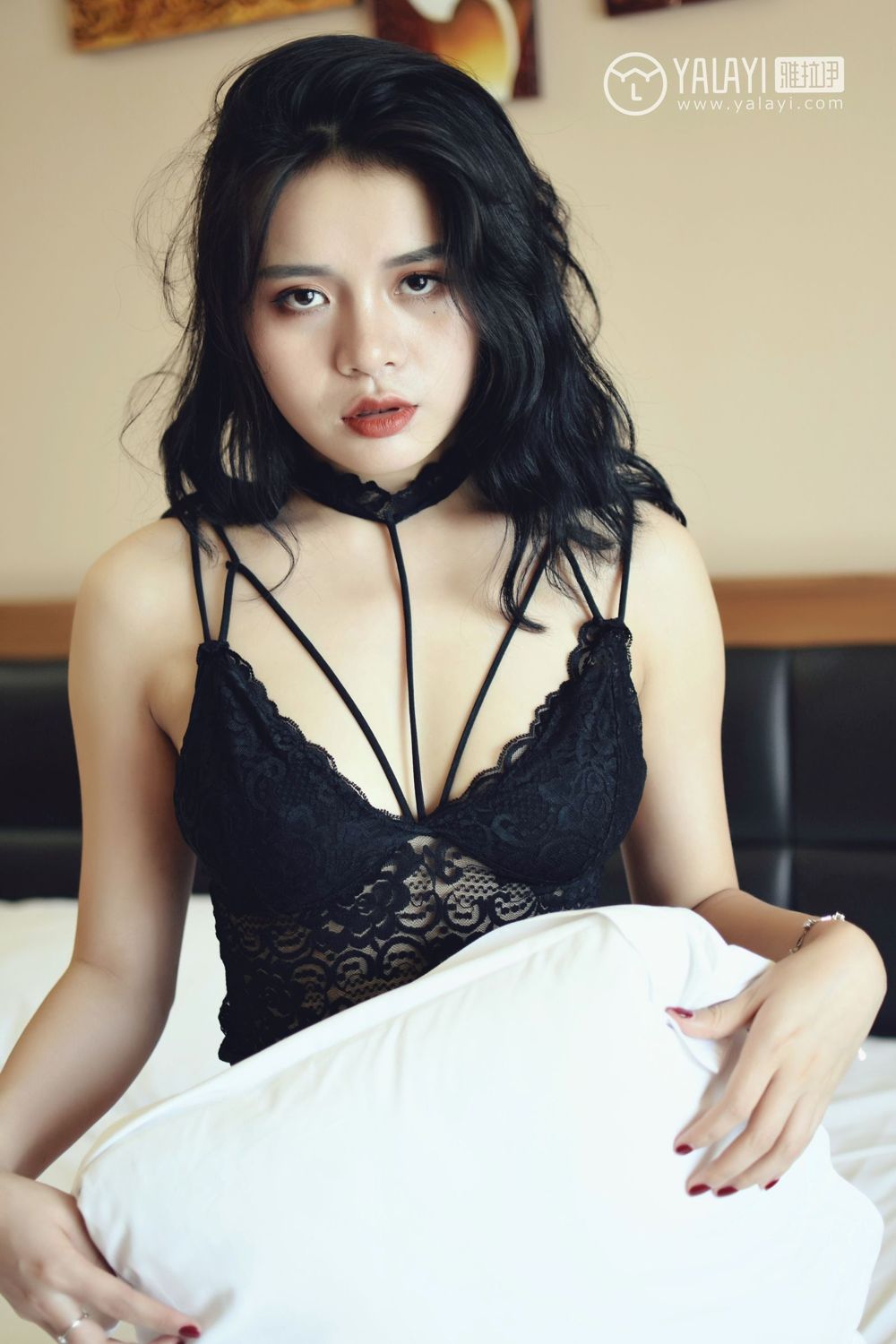 YALAYI Vol. 011 Mi Xin Rui