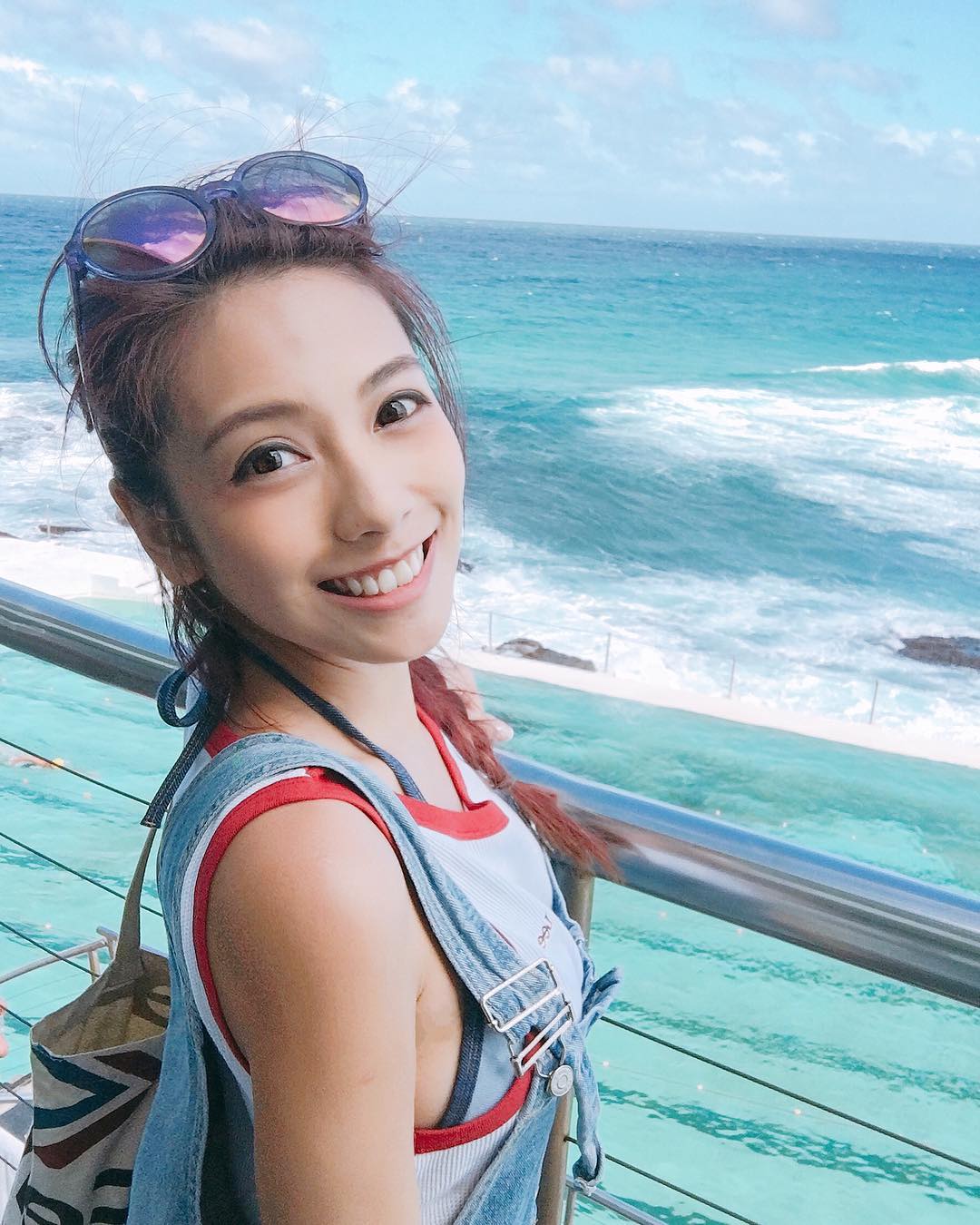 Elaine Tang Bikini Picture and Photo