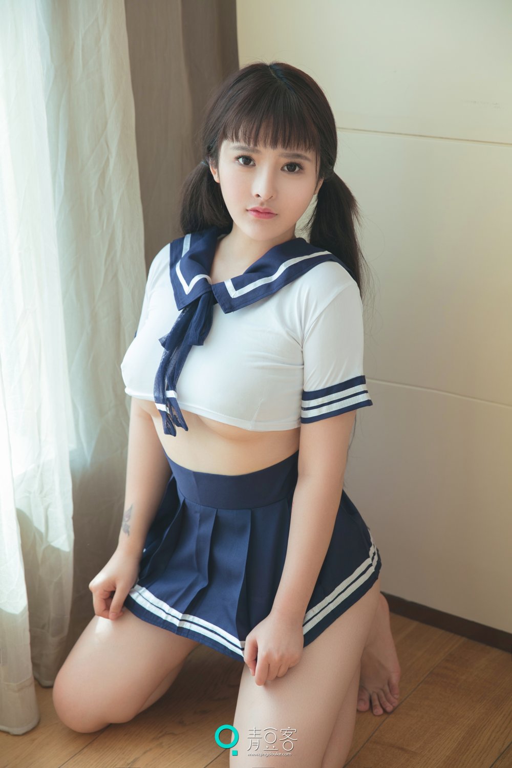 QingDouKe - Student Uniform and Bra