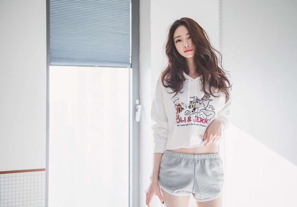 Park Jung Yoon Casual Clothes Picture and Photo