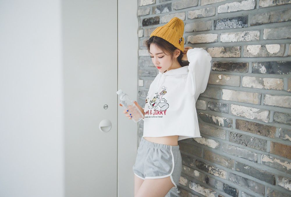 Park Jung Yoon Casual Clothes Picture and Photo