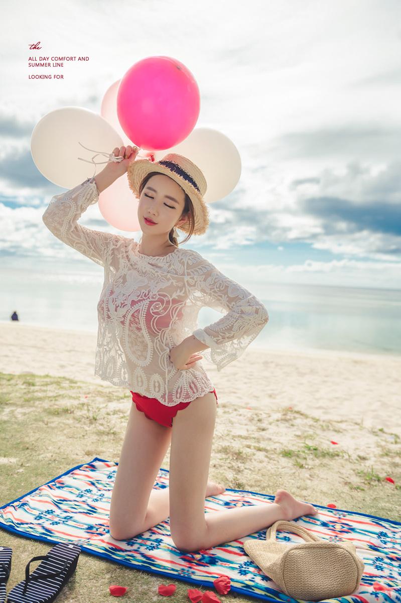 Lee Yeon Jeong MayBeach Bikini Pictures Series 5