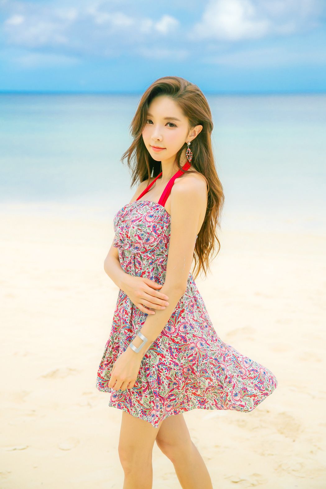 Park Soo Yeon Beach Temperament Picture and Photo