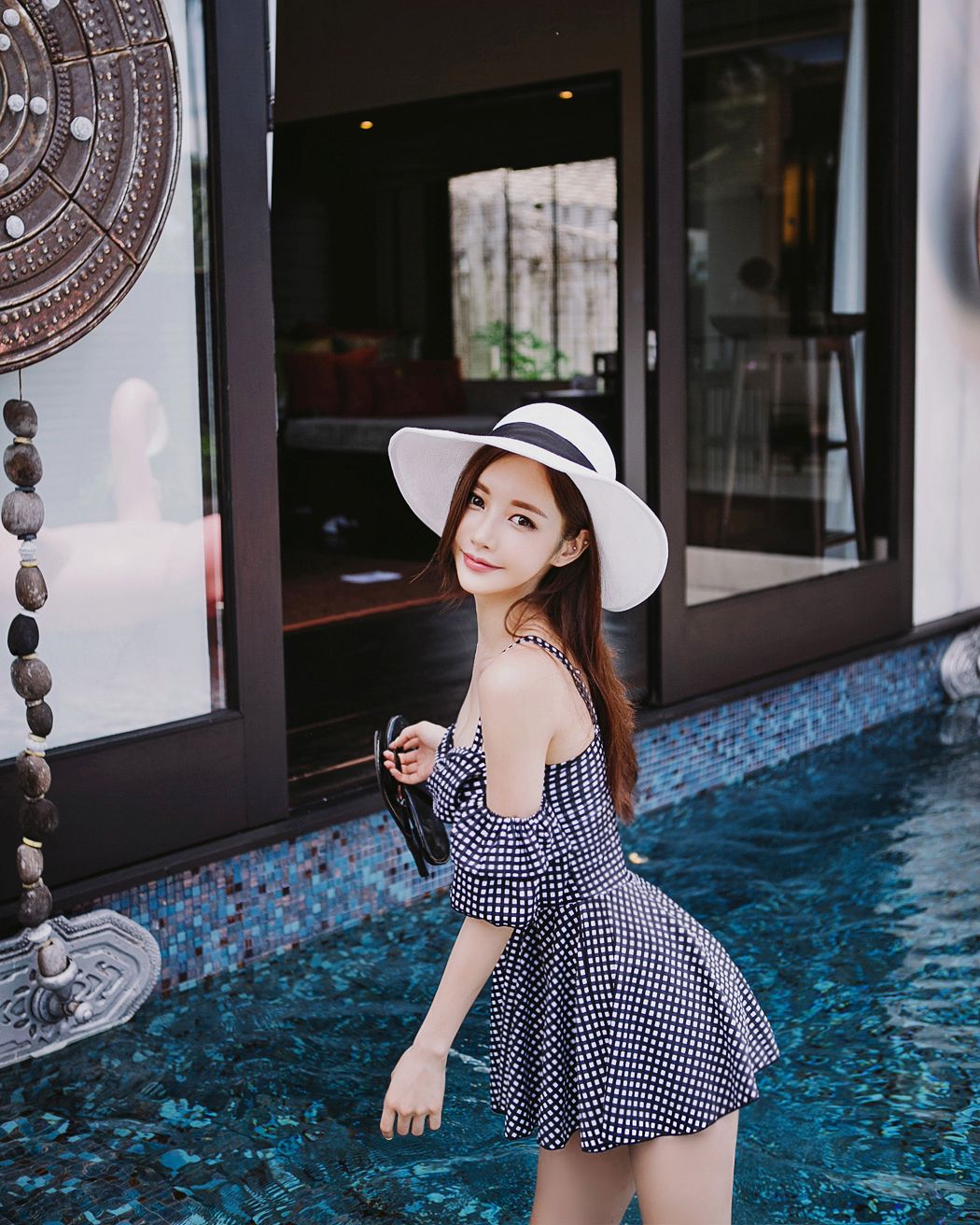 Son Yoon Joo 2017 Phuket Island Skirt Picture Series 1