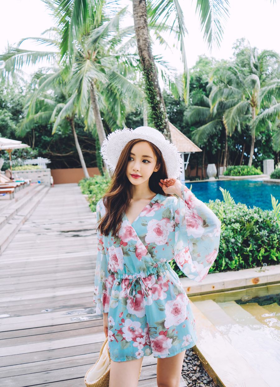 Son Yoon Joo 2017 Phuket Island Skirt Picture Series 1