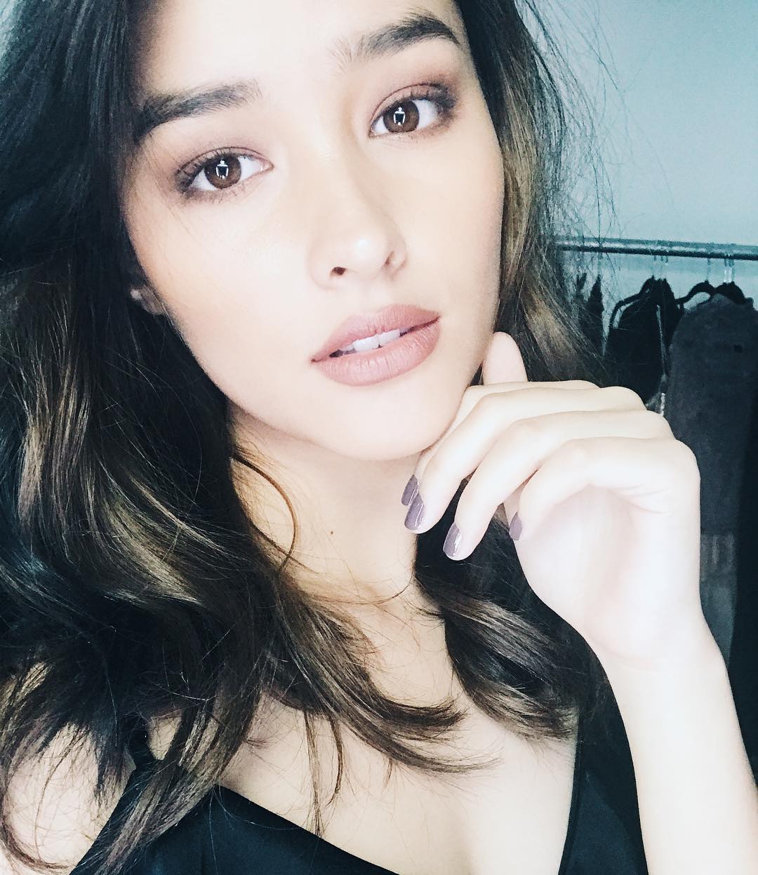 Liza Soberano Temperament Picture and Photo