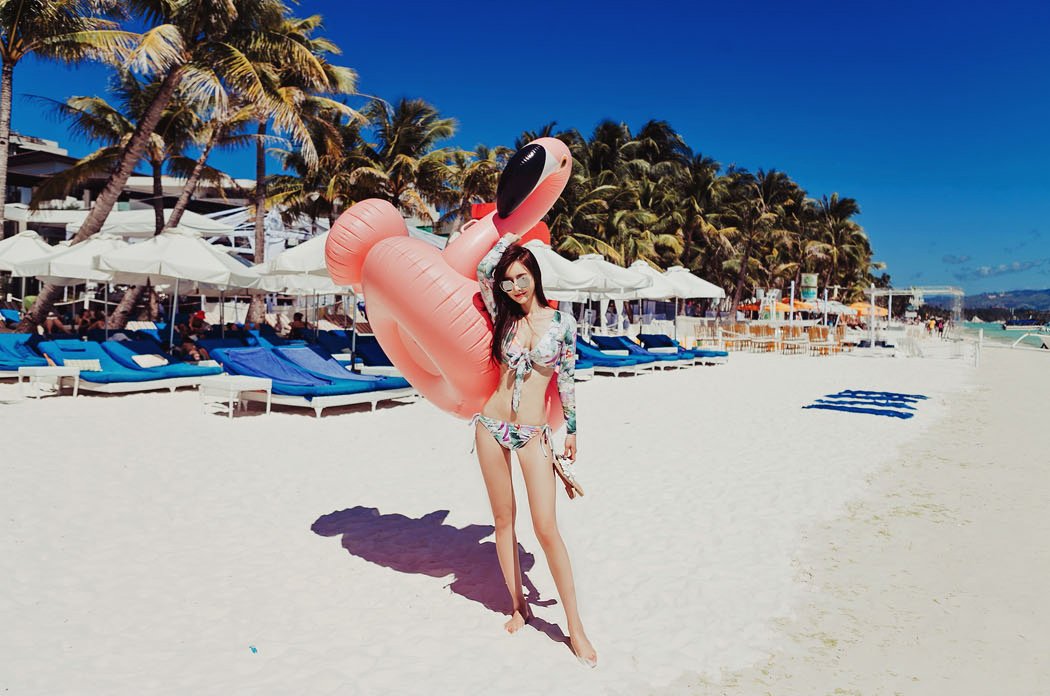 Son Yoon Joo Swimwear Collection 100P