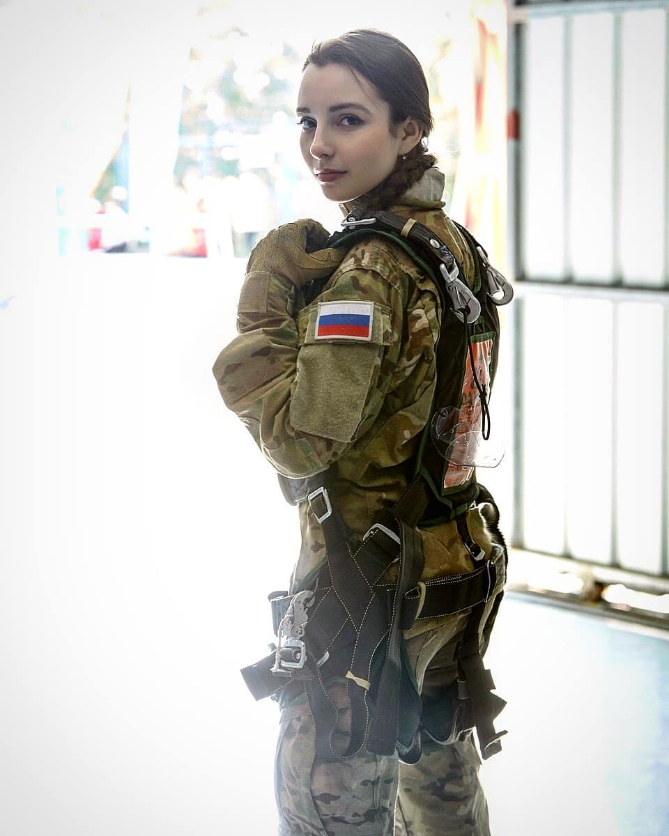 Elena Deligioz Pure Soldier Picture and Photo