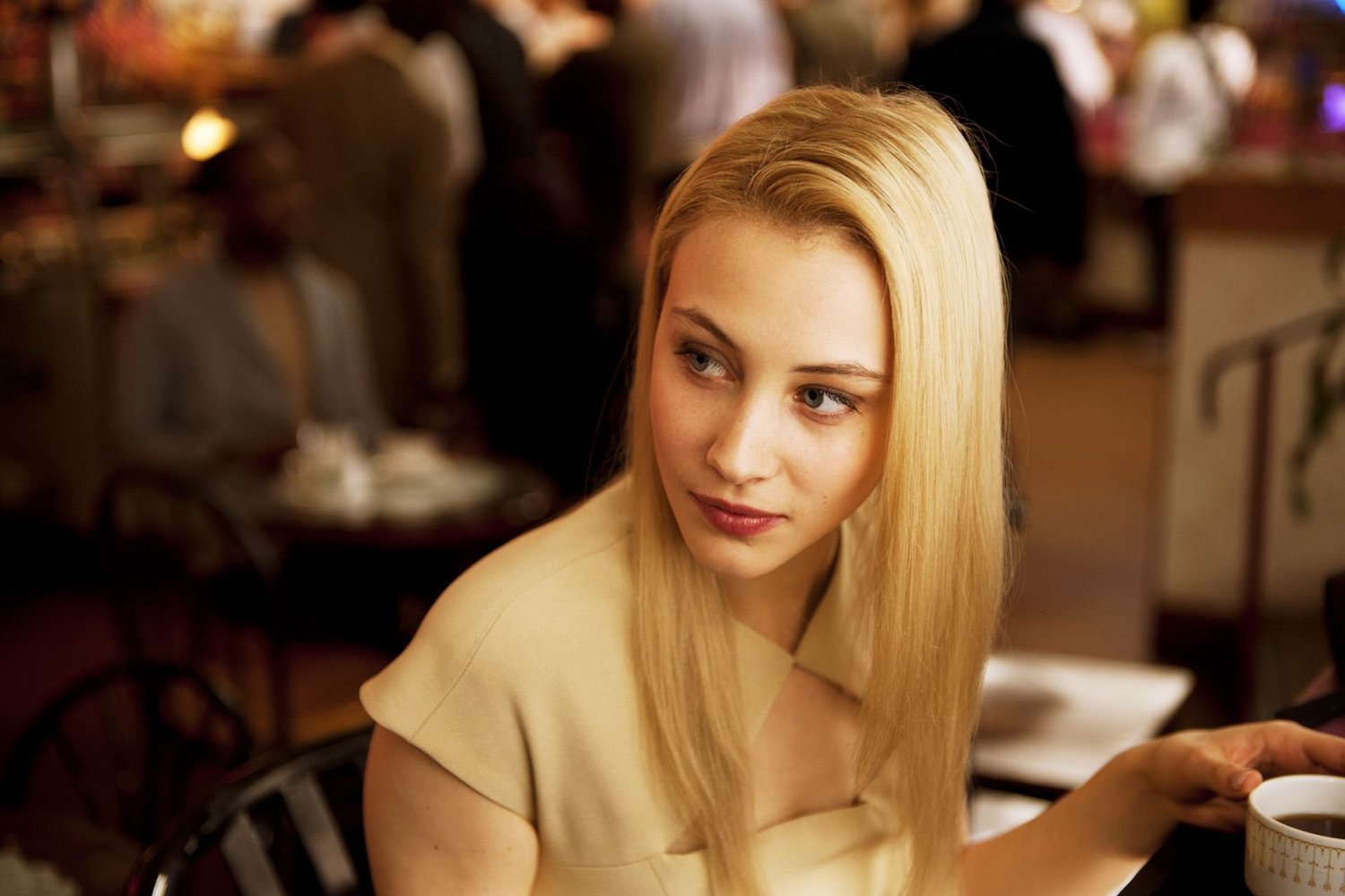 Sarah Gadon Temperament Picture and Photo