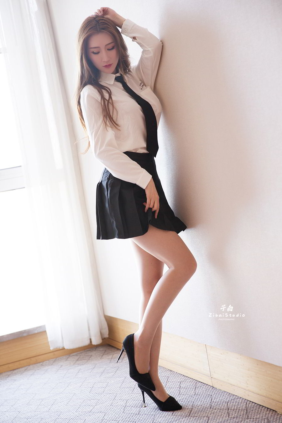 [TouTiao Girls] 2020-04-05 Long Leg Girl