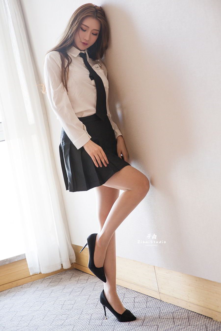 [TouTiao Girls] 2020-04-05 Long Leg Girl