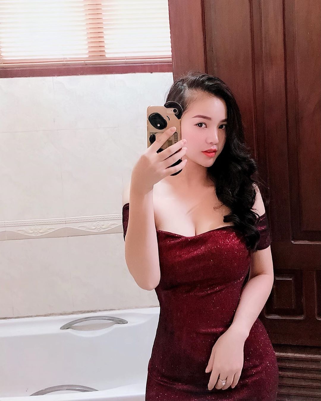 Vietnamese Young Sister Nhung Pham Big Boobs Photos