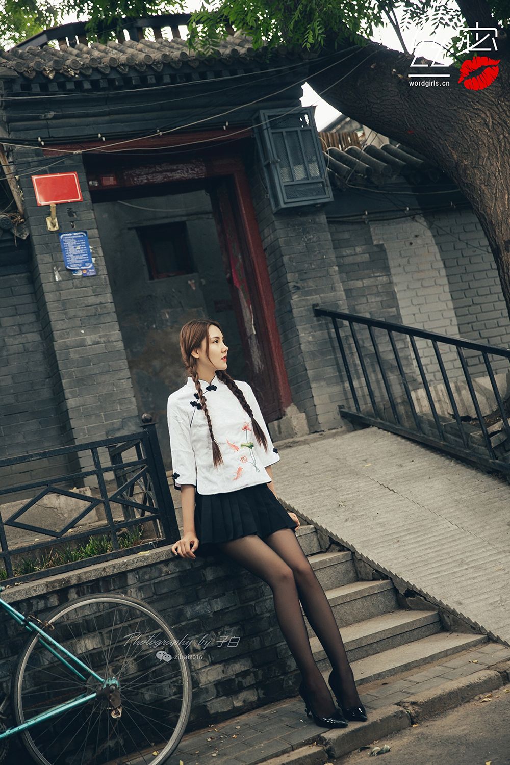 [TouTiao Girls] The black silk chick in the alley