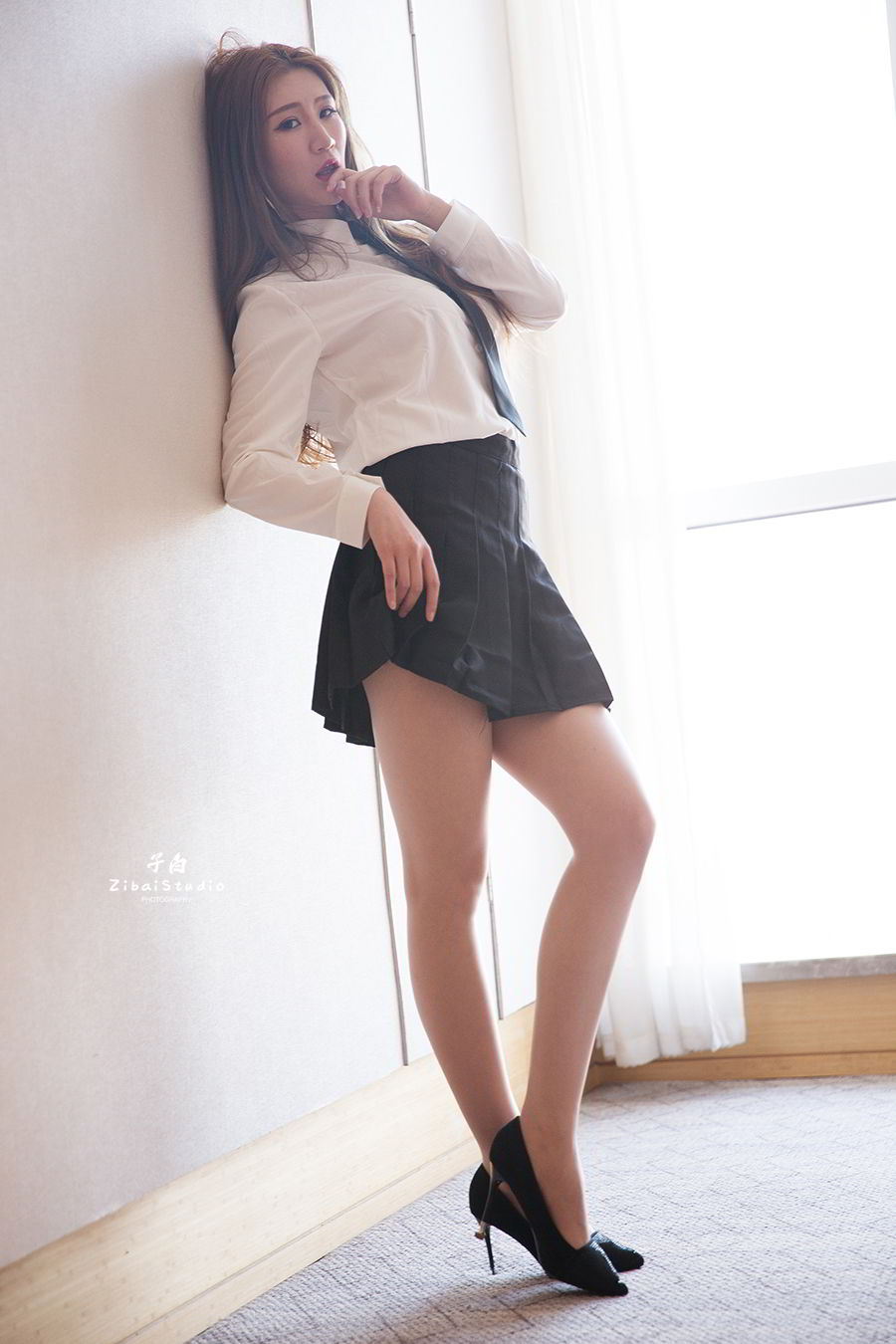 [TouTiao Girls] 2020-04-05 Long Leg Girl