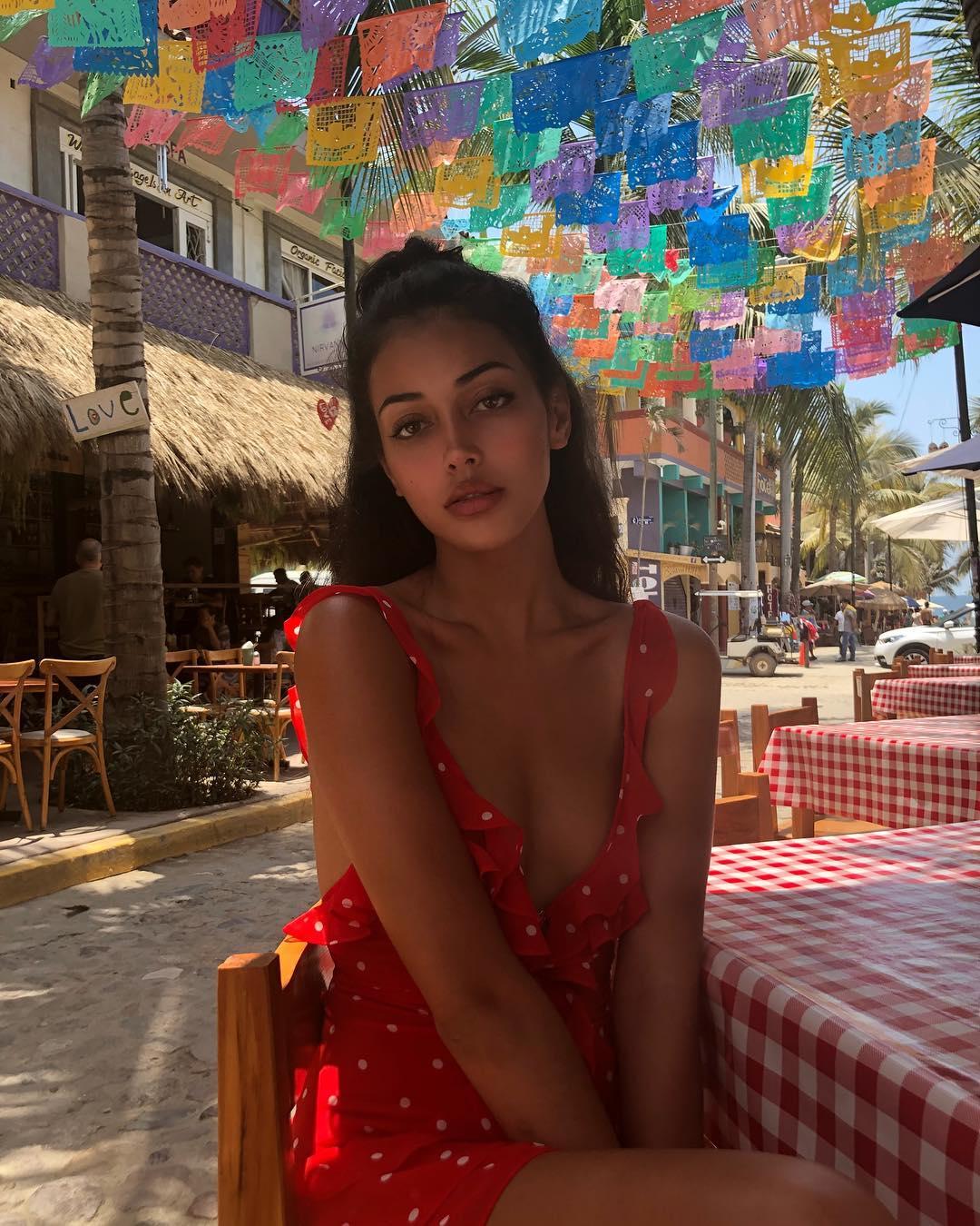 Cindy Kimberly Wild Wheat Skin Picture and Photo