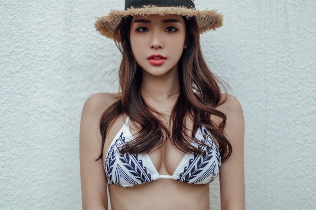 Park Da Hyun Eranzi Bikini Series I