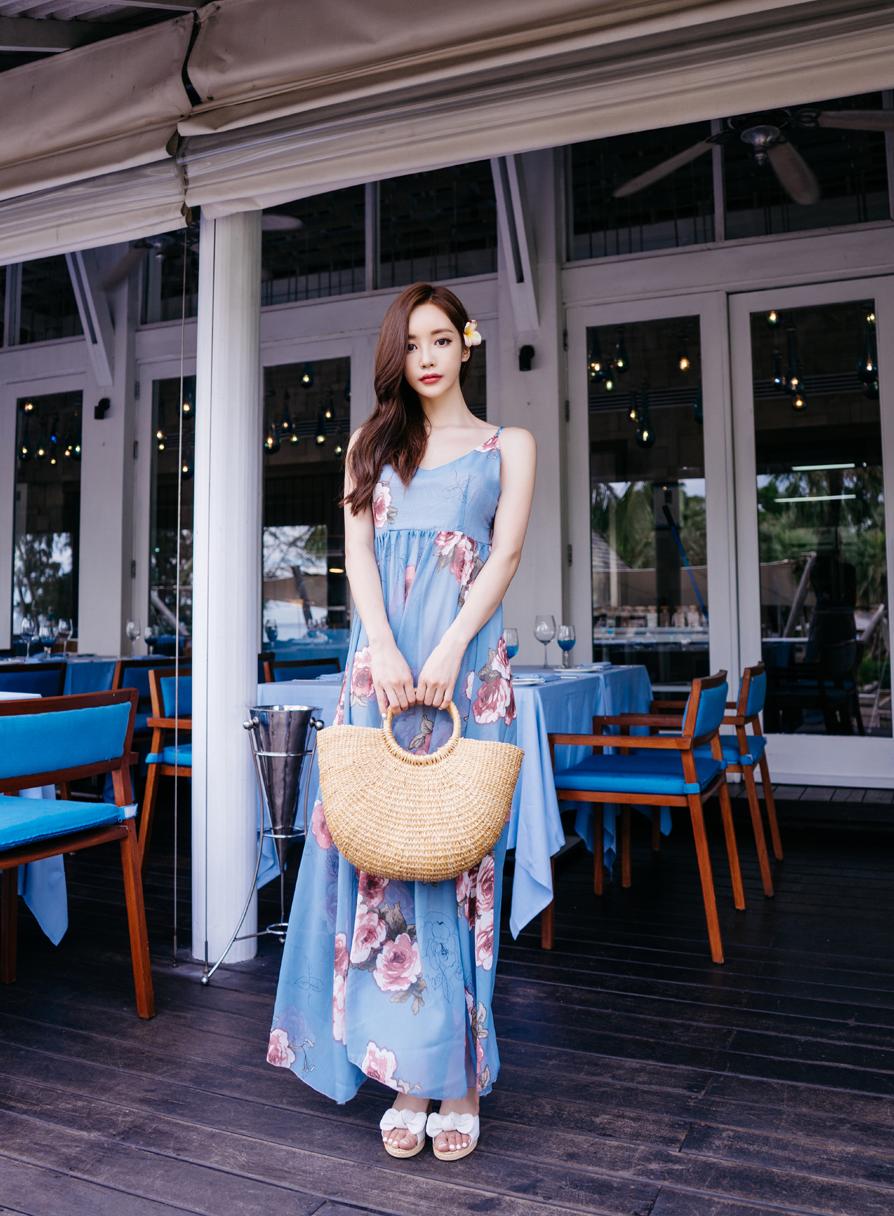 Son Yoon Joo 2017 Phuket Island Skirt Picture Series 7