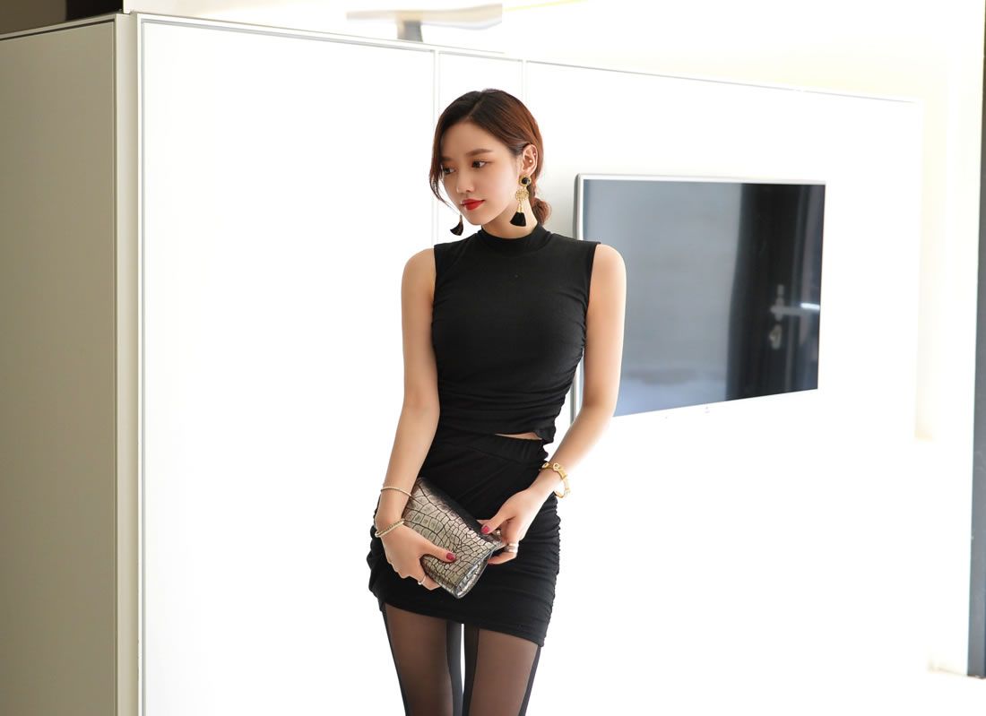 Son Yoon Joo Beautiful Legs Temperament Pure Picture and Photo