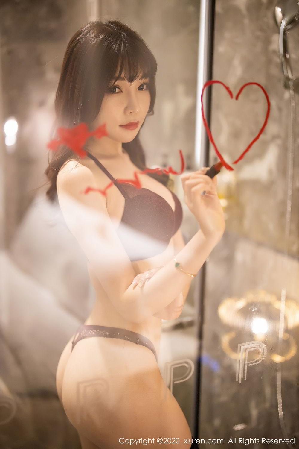 XiuRen Vol.2019 Zhi Zhi Booty