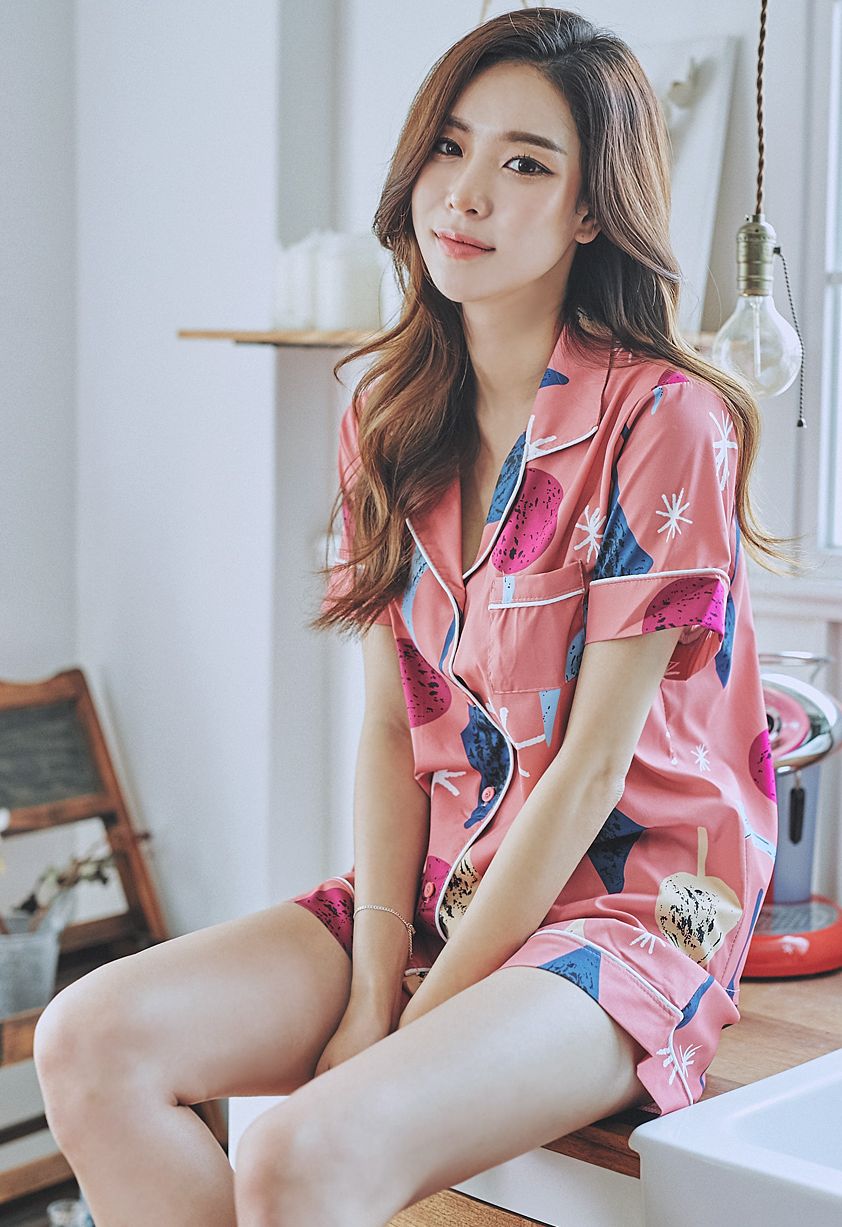 Park Da Hyun Lologirl Pyjamas Series I