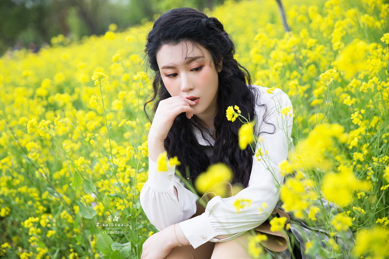 [TouTiao Girls] 2020.04.20 The sunny days of rape flowers