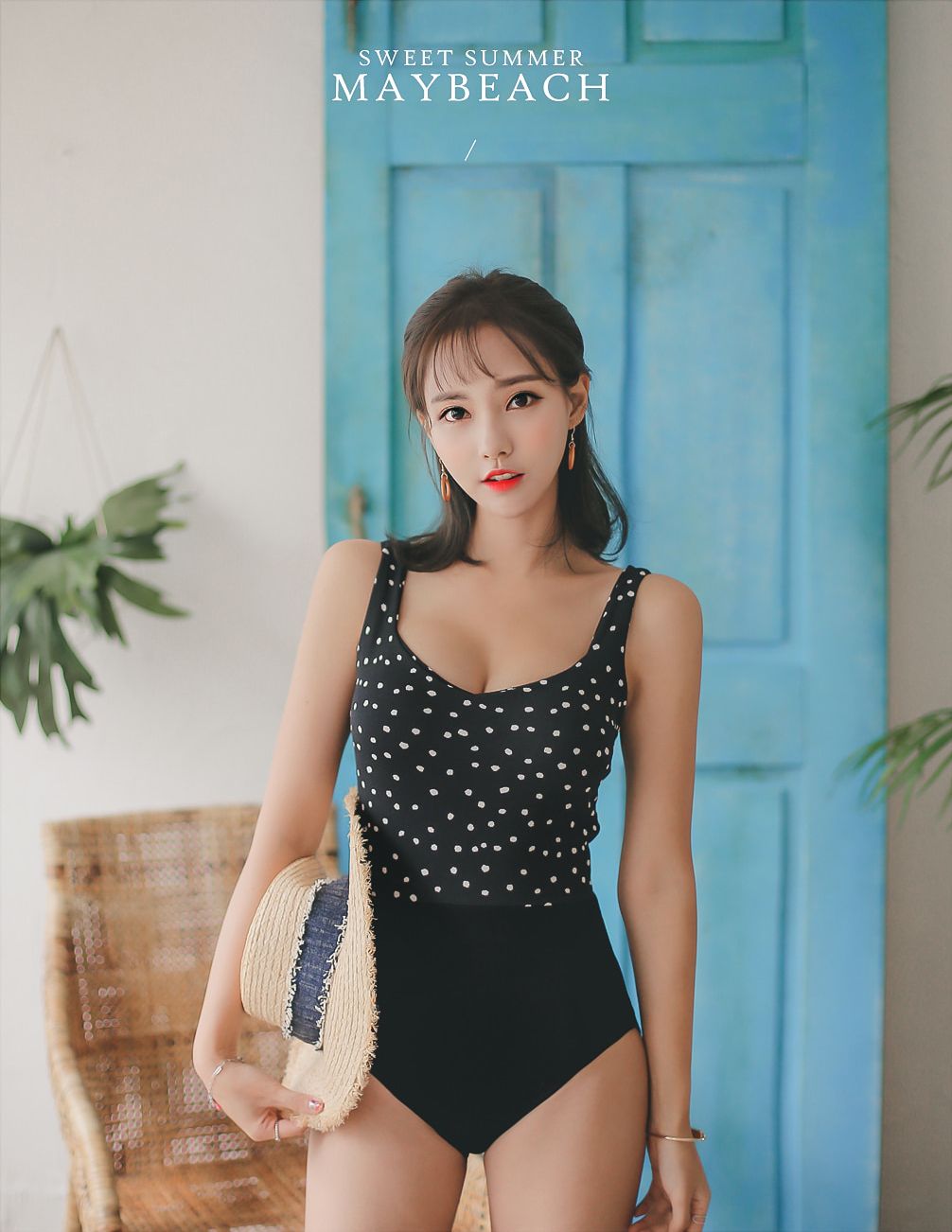 Yeon Ji Eun Pure Bikini Lovely Picture and Photo