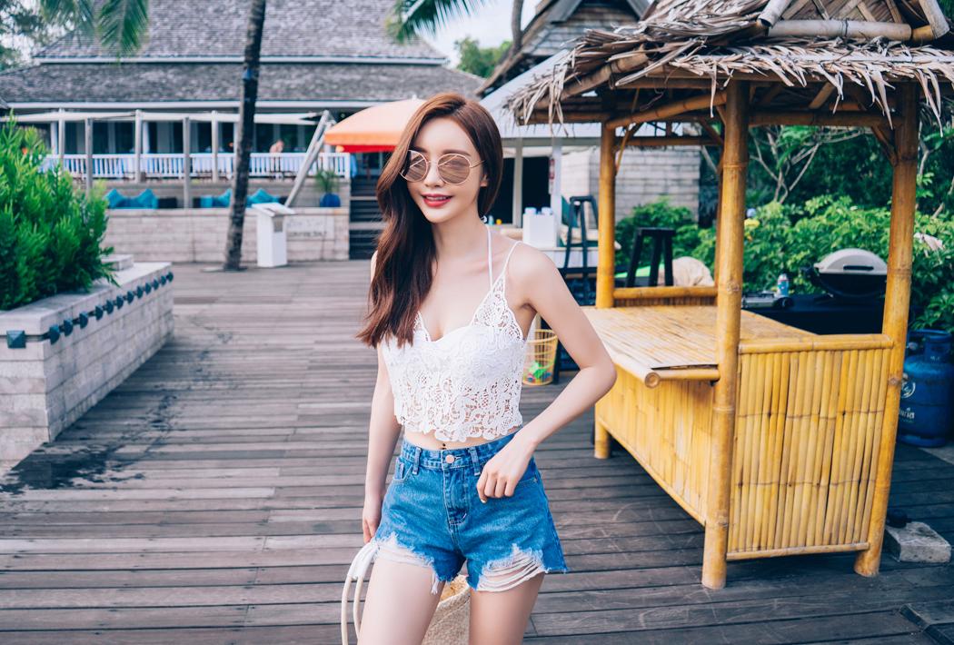 Son Yoon Joo 2017 Bikini Collection 2