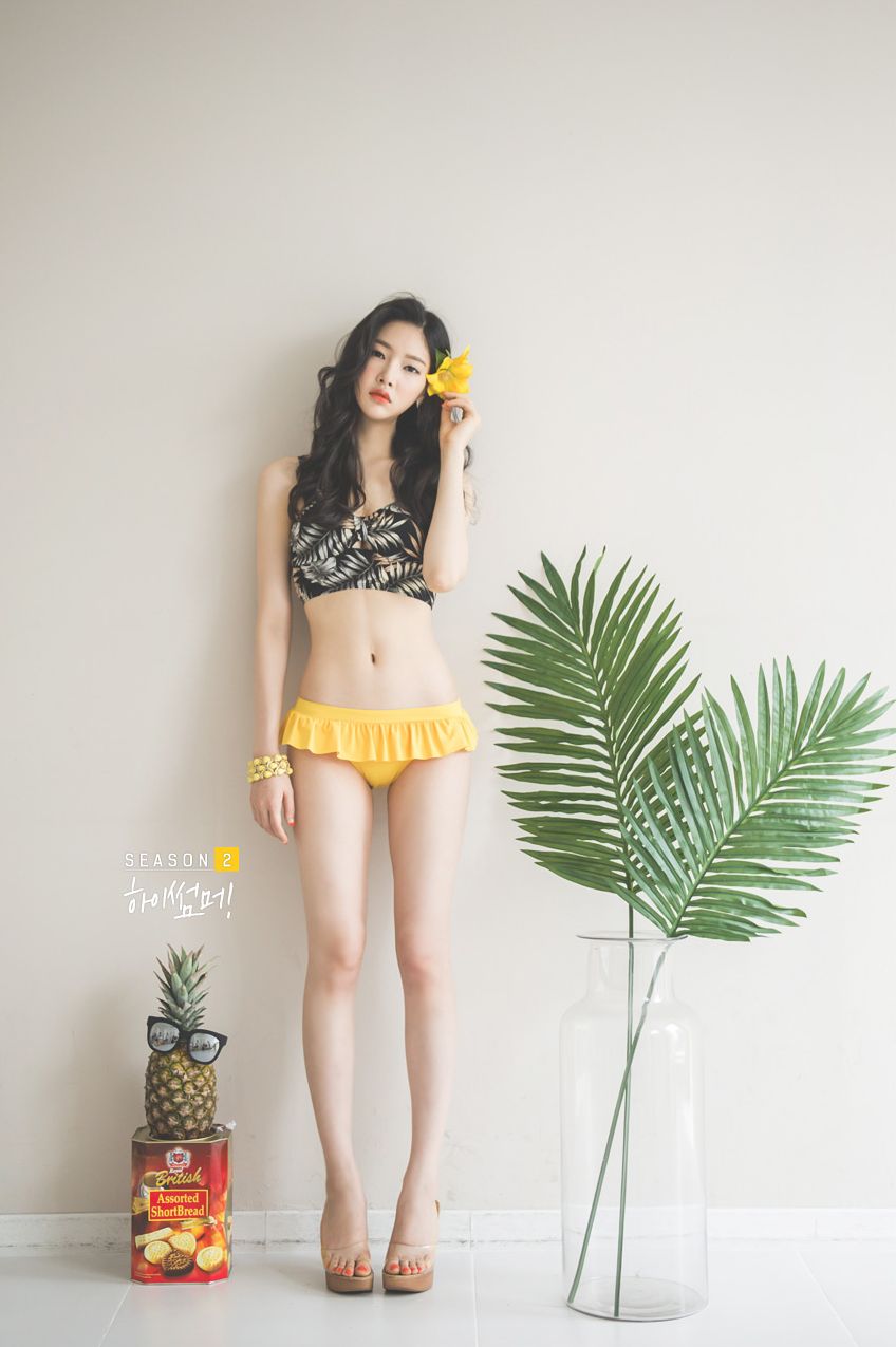 Park Jung Yoon 2016 Bikini and Swimwear Pictures 1