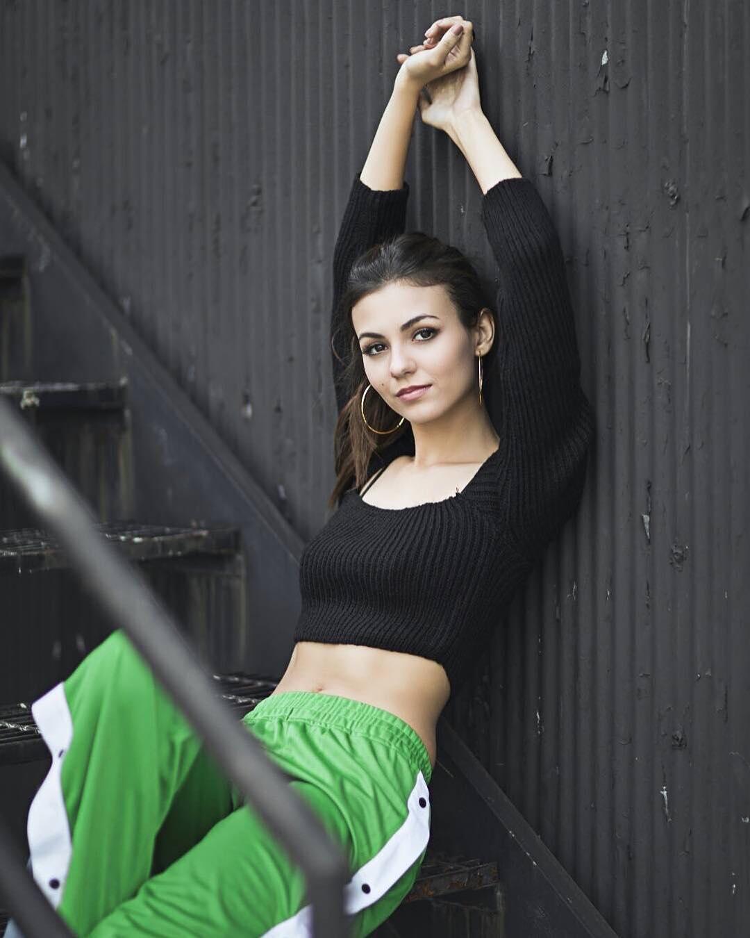 Victoria Justice Temperament Picture and Photo