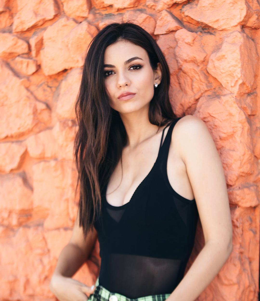 Victoria Justice Temperament Picture and Photo