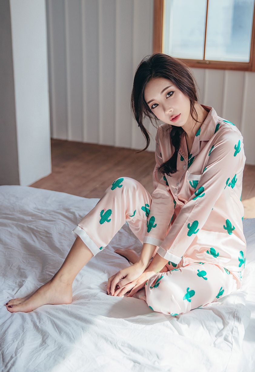 Park Da Hyun Lologirl Pyjamas Series III