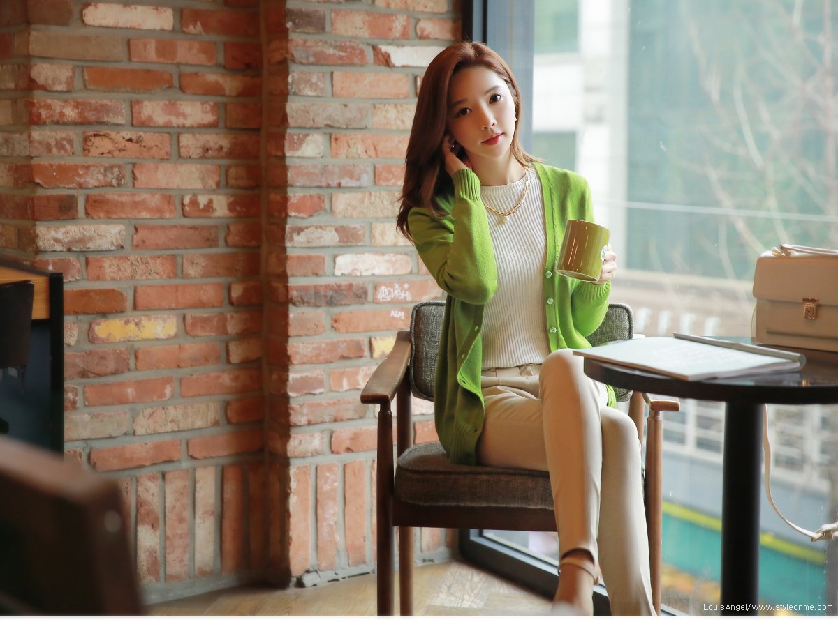 Park Su Yeon Temperament Picture and Photo