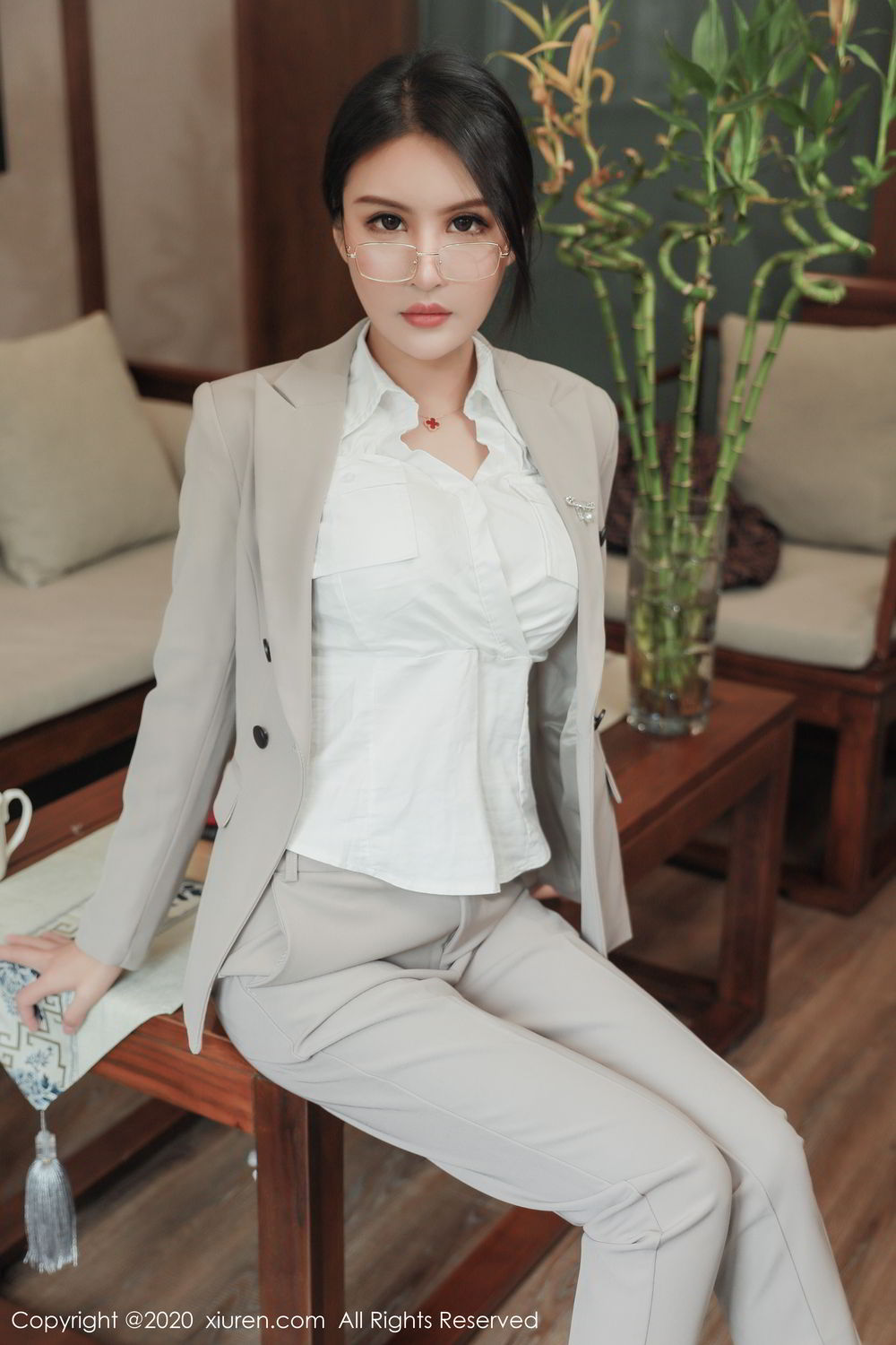 XiuRen Vol.2098 Solo Yi Fei