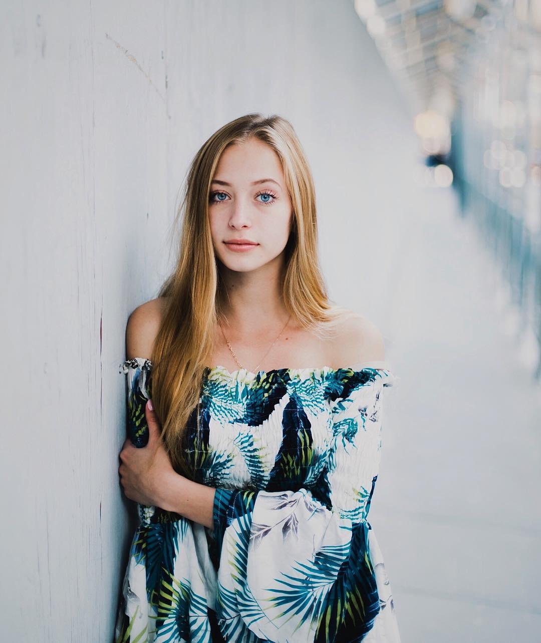 Sophia Diamond Sport Lovely Picture and Photo