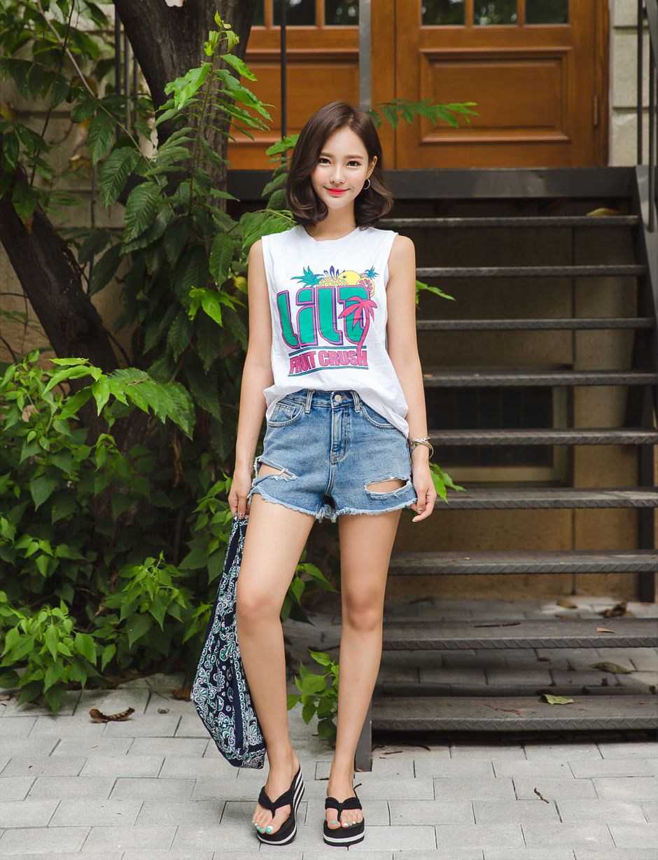 Yeon Ji Eun Maybeach Casual Wear Series