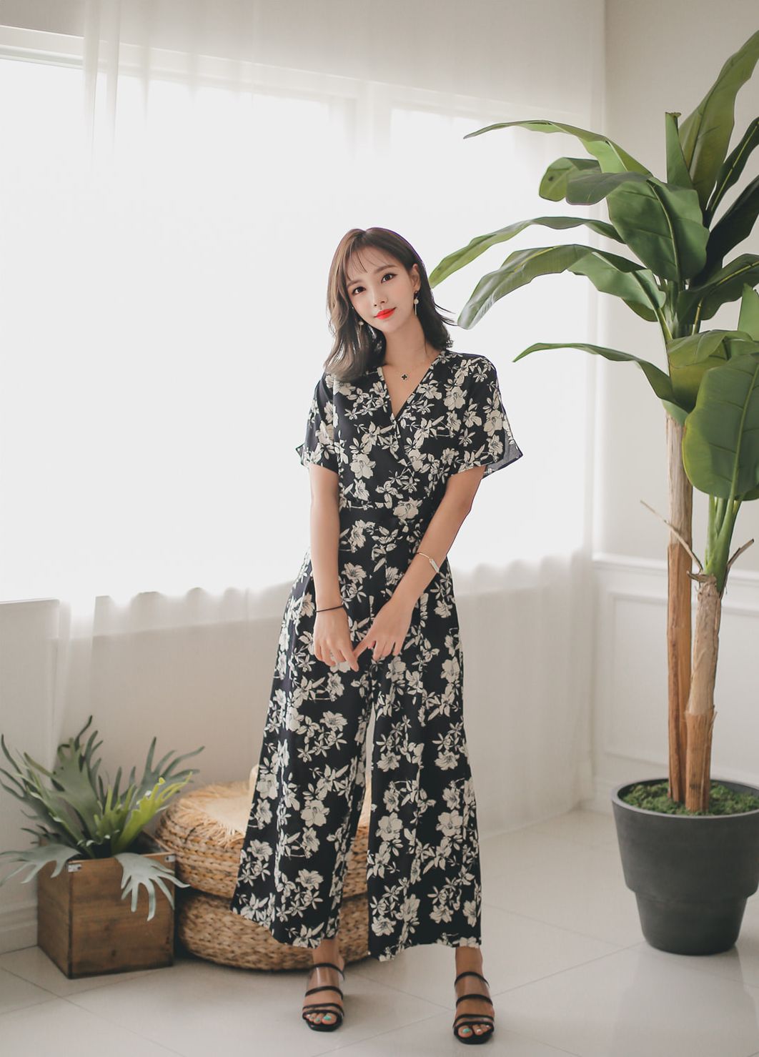 Yeon Ji Eun Maybeach Casual Wear Series