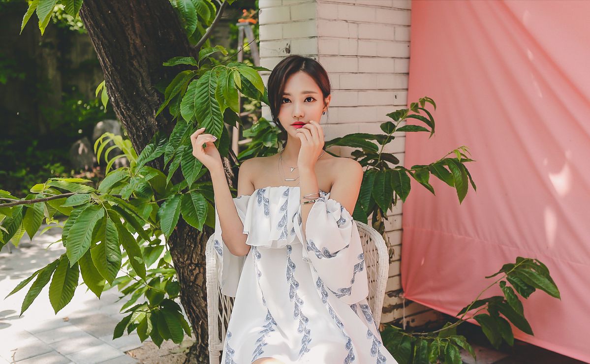 Yeon Ji Eun Maybeach Casual Wear Series