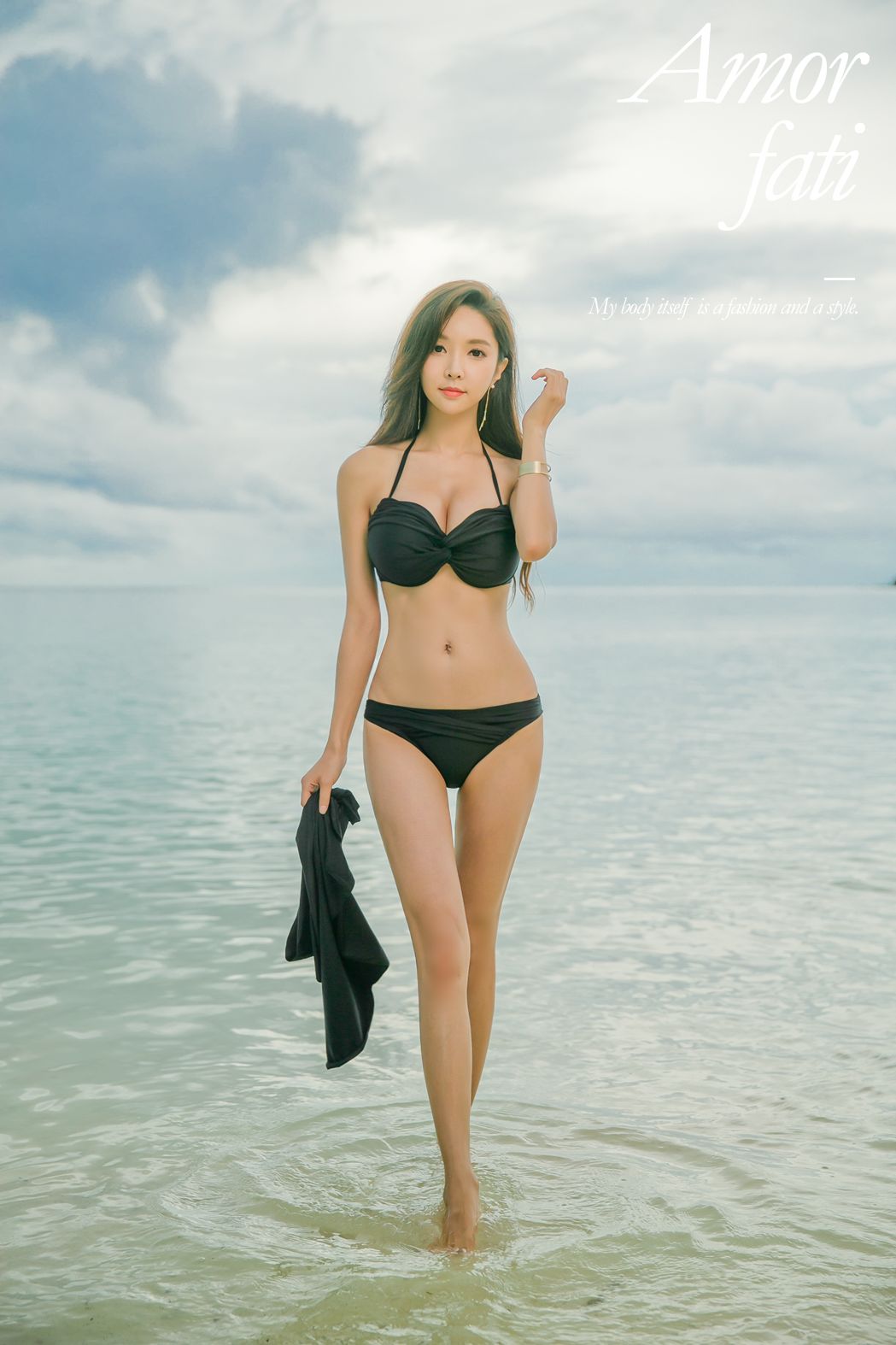 Park Soo Yeon 2017 Bikini Picture and Photo 5