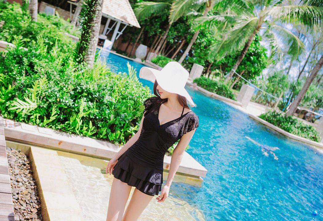 Son Yoon Joo 2017 Phuket Island Skirt Picture Series 5