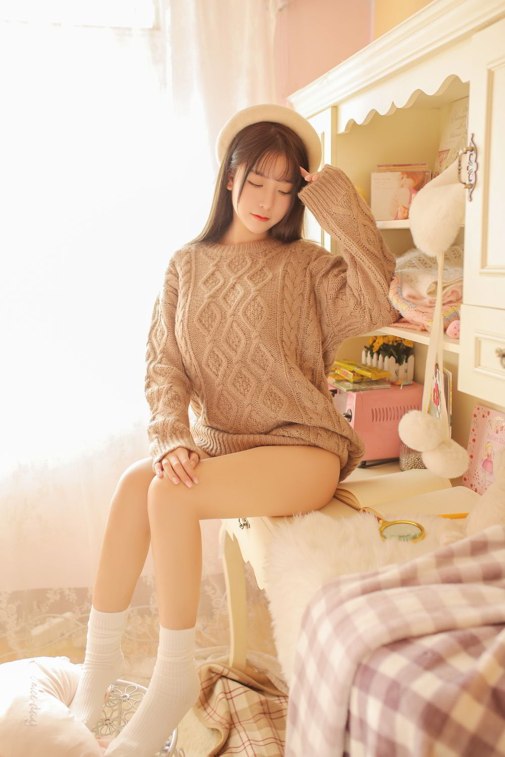 Mao Jiu Mature Woman Style and Camel Sweater