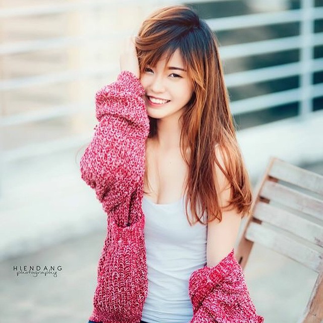 Chau Nguyen Lovely Picture and Photo