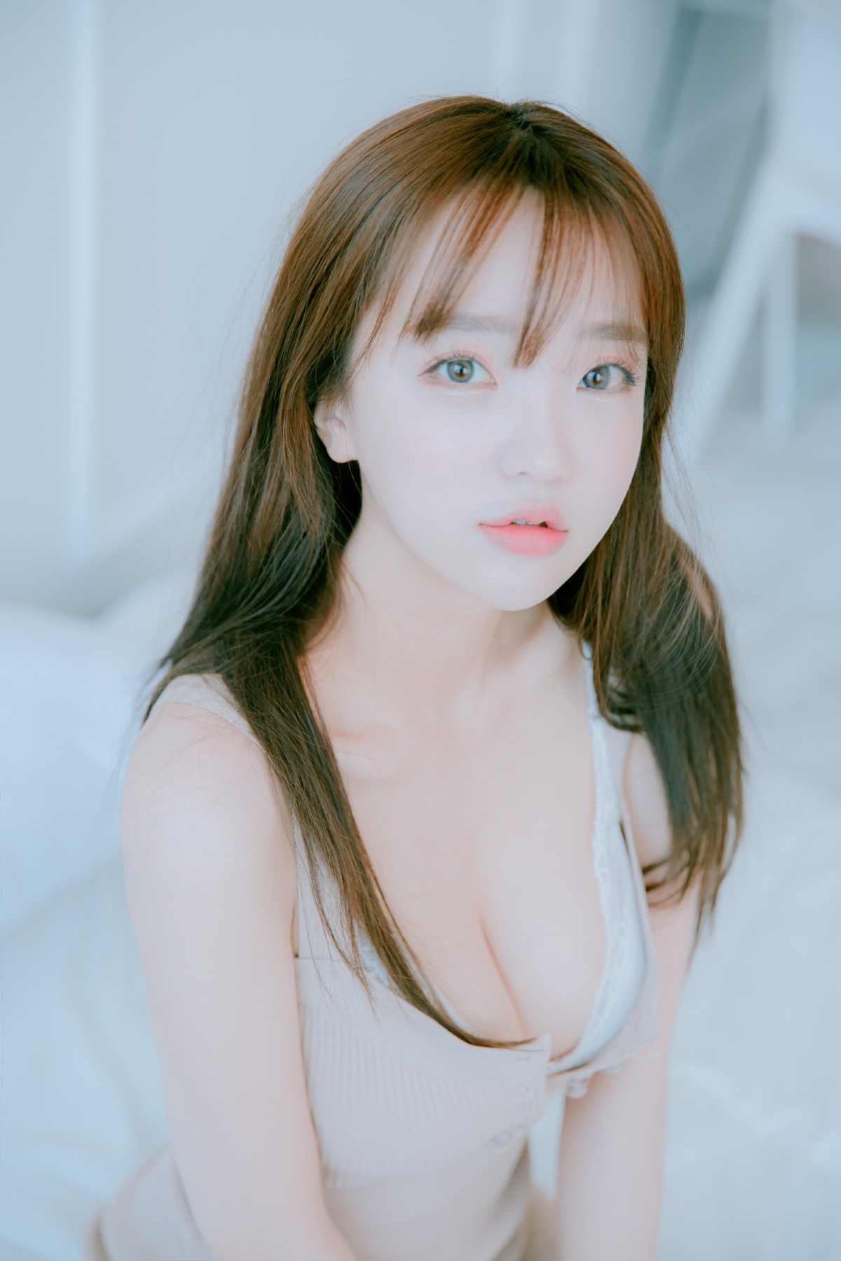 JOApictures Son Ye Eun 손예은 JOA 20 APR Vol 1 0028 4377275544.jpg